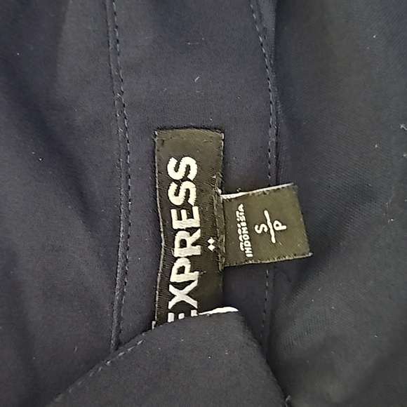 Express dress - Picture 7 of 7